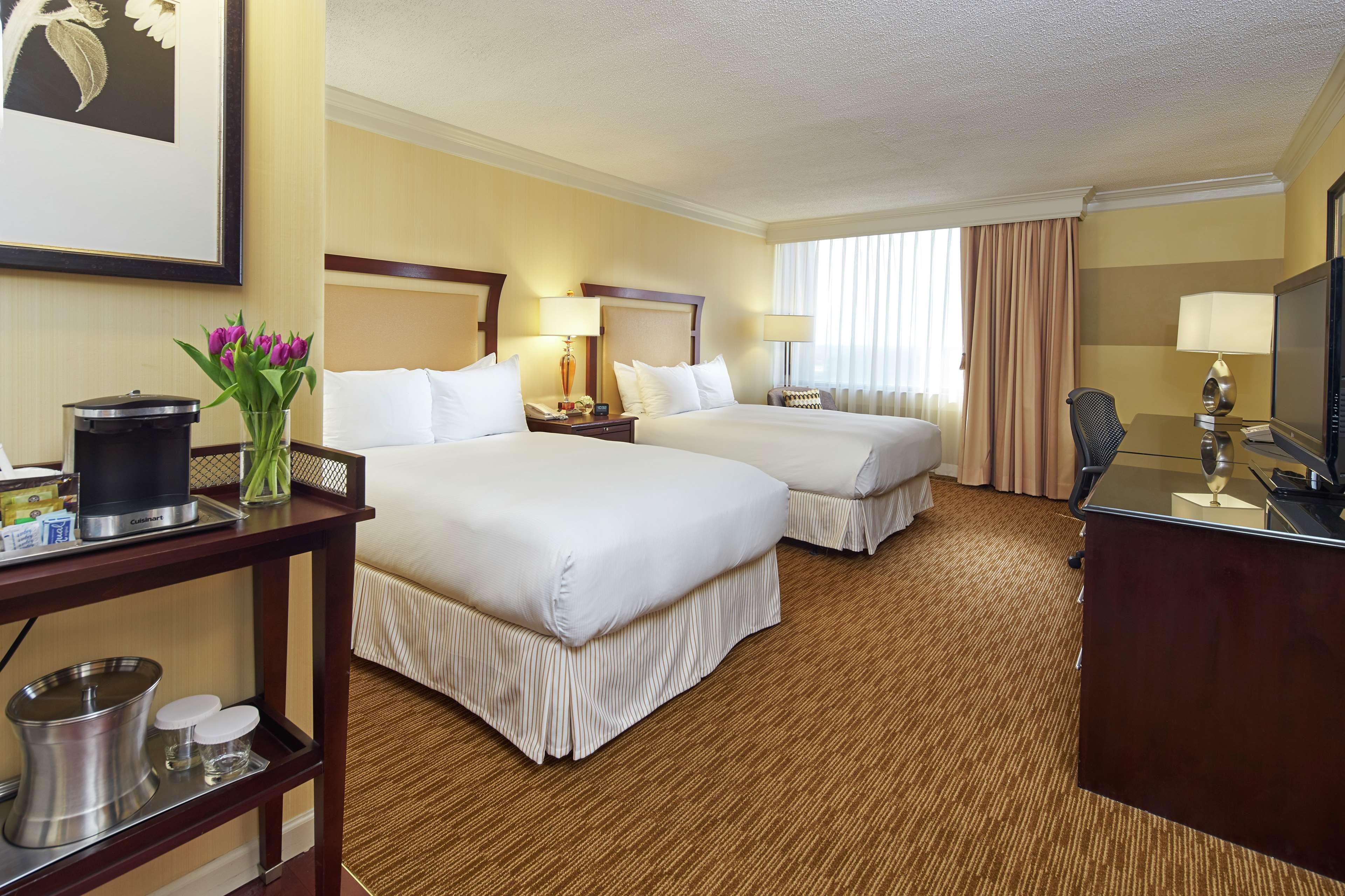 Готель Hilton Raleigh North Hills Номер фото